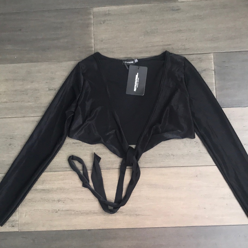 Black tied up crop top